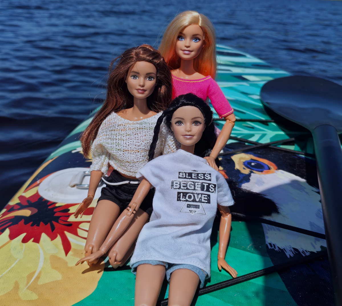 Дарси Шепард, Фрэнсис Хаммел и Кассандра Огурцова