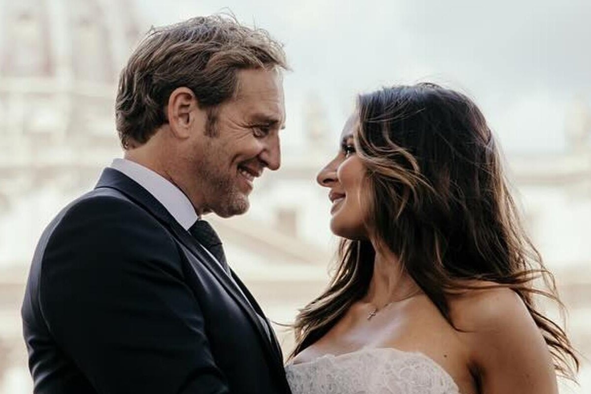     Актер фильма «Игры разума» Джош Лукас женился на метеорологе