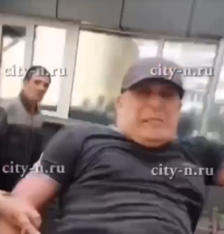 скриншот из видео