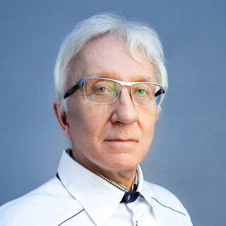 Гурьянов А.С.
Пластический хирург