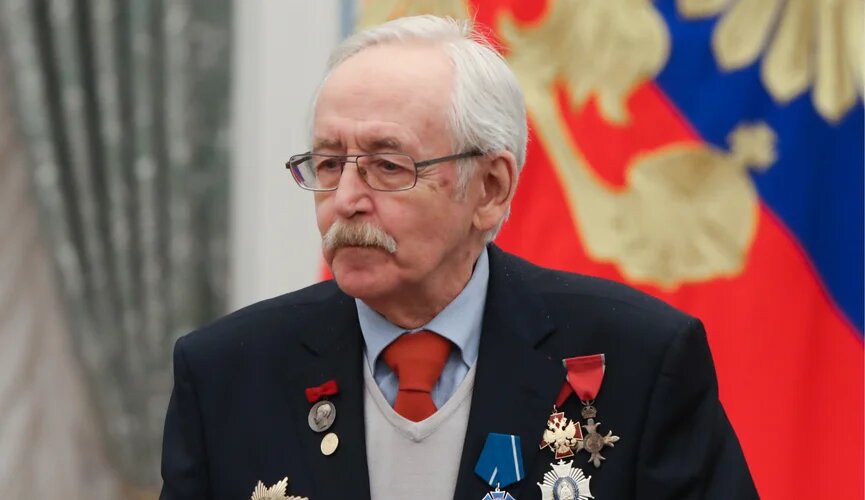 Лучший Шерлок Холмс и Карлсон: творческий путь Василия Ливанова