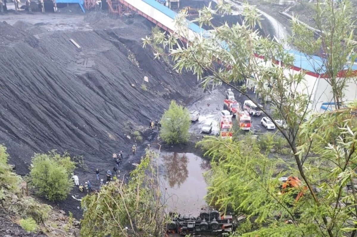    В Якутии разбился вахтовый автобус, 14 человек погибли и 7 пострадали