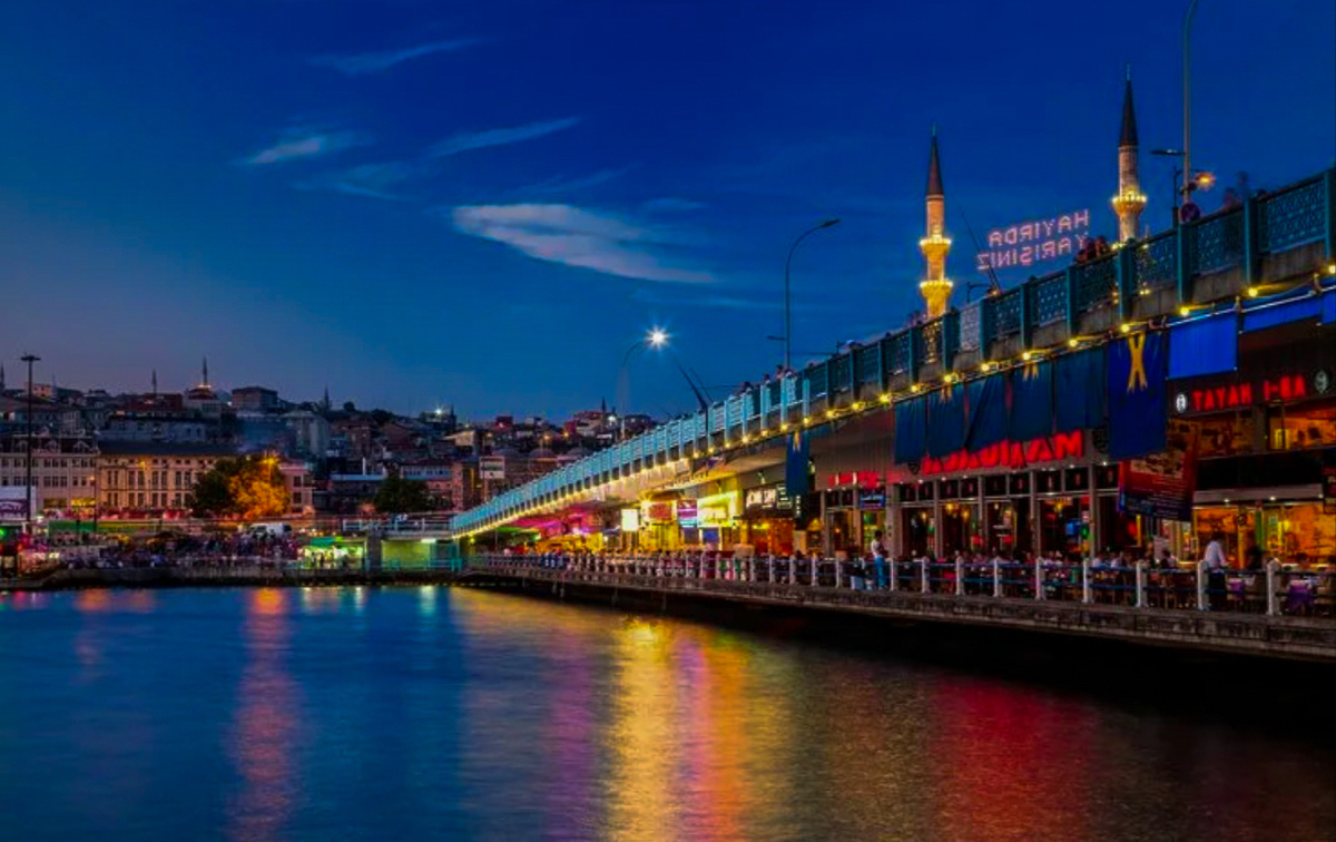 Стамбул, Галатский мост