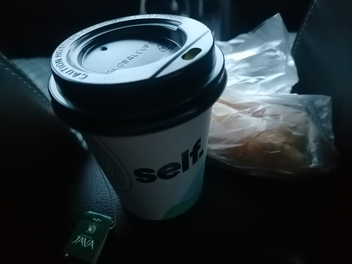 Ранний завтрак в дороге