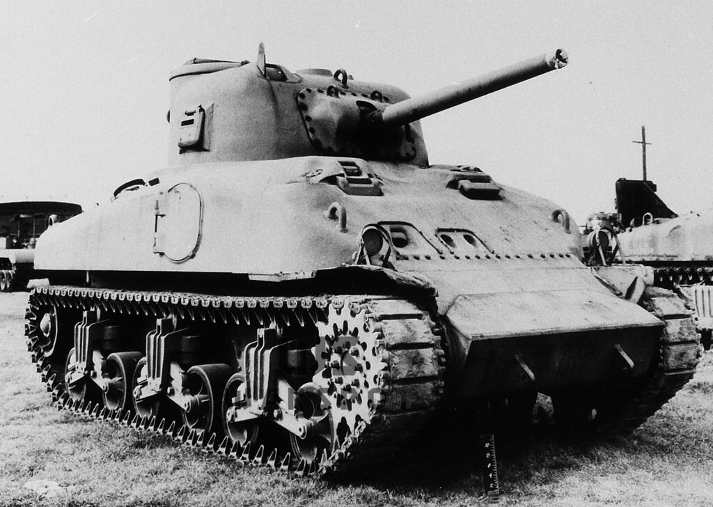 Одним из первых опытов по усилению защиты кожуха трансмиссионного блока стала переделка опытного Medium Tank T6