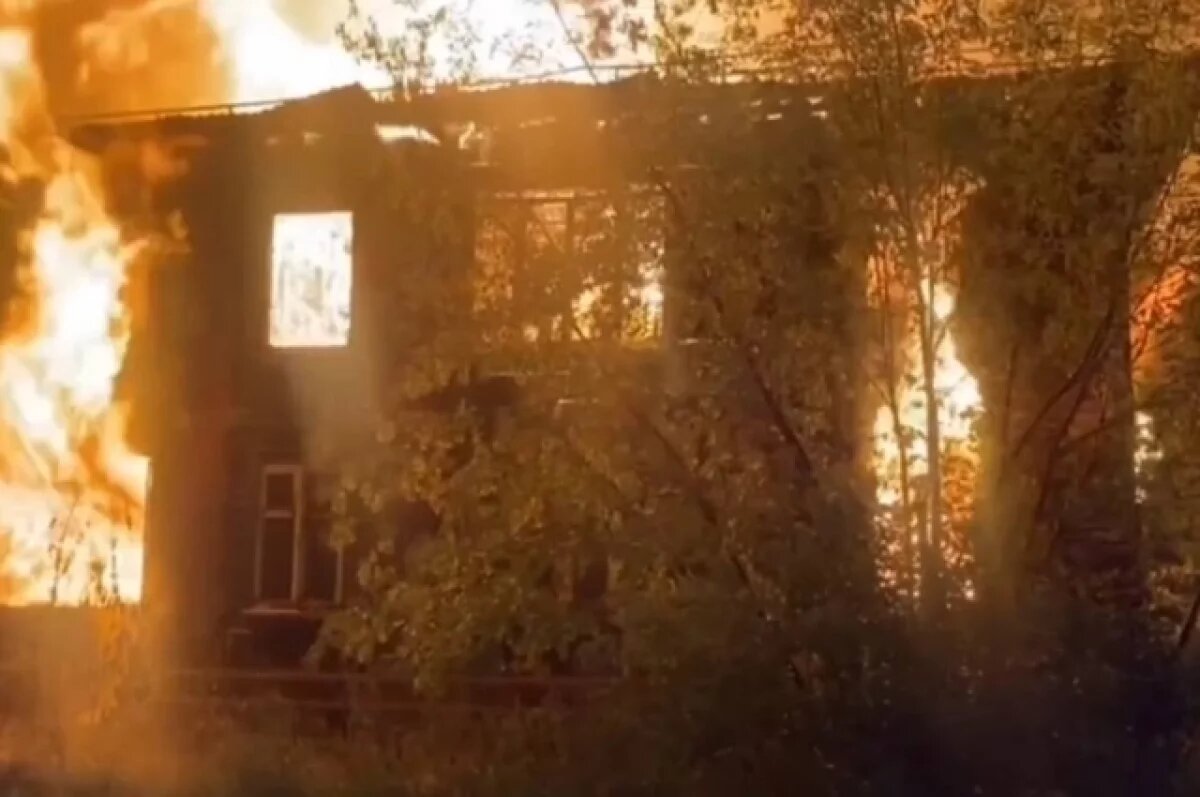    Деревянный дом сгорел на ул. городок Машиностроителей в Ижевске