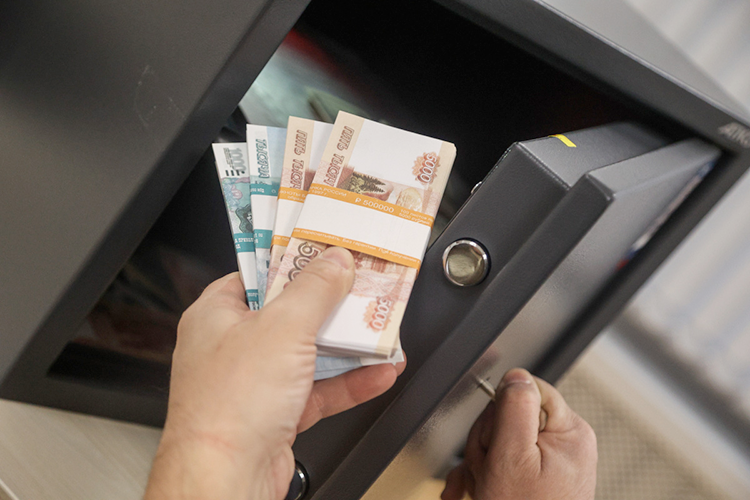    Несколькими траншами Елена Ладейщикова из Омска внесла 1,3 млн рублей, часть из которых были кредитными.   
Фото: «БИЗНЕС Online»