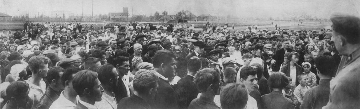 Военный призывной пункт 1941 год. Источник Яндекс картинки