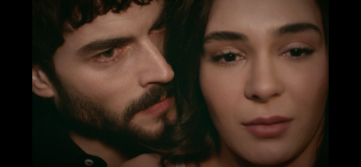 Стоп кадр из сериала «Ветреный»