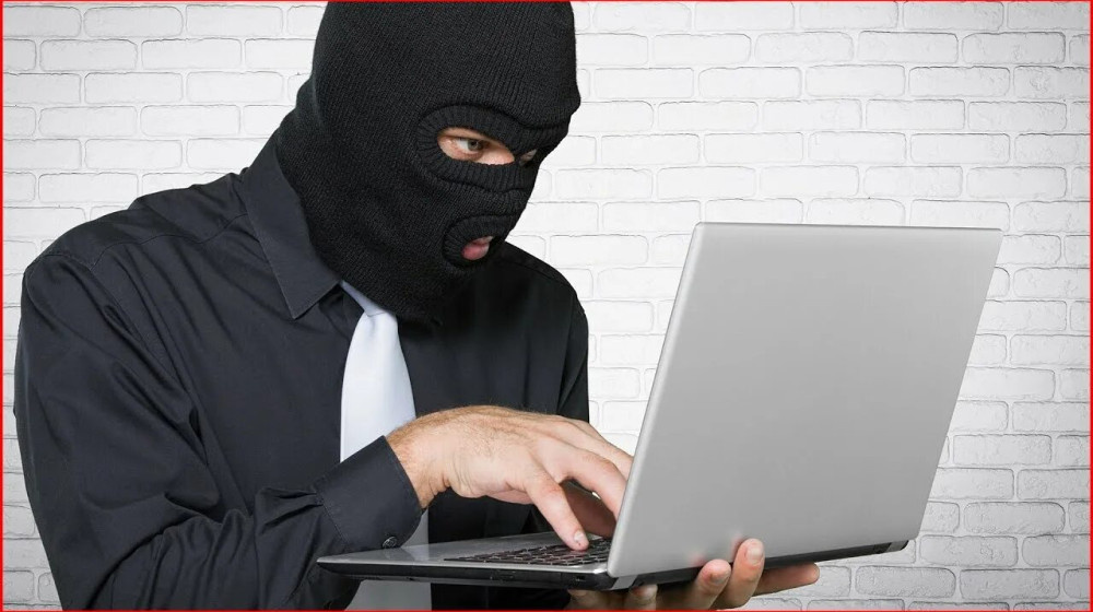    Как мошенники обманывают россиян фальшивыми вакансиями и что делать, если вам позвонили