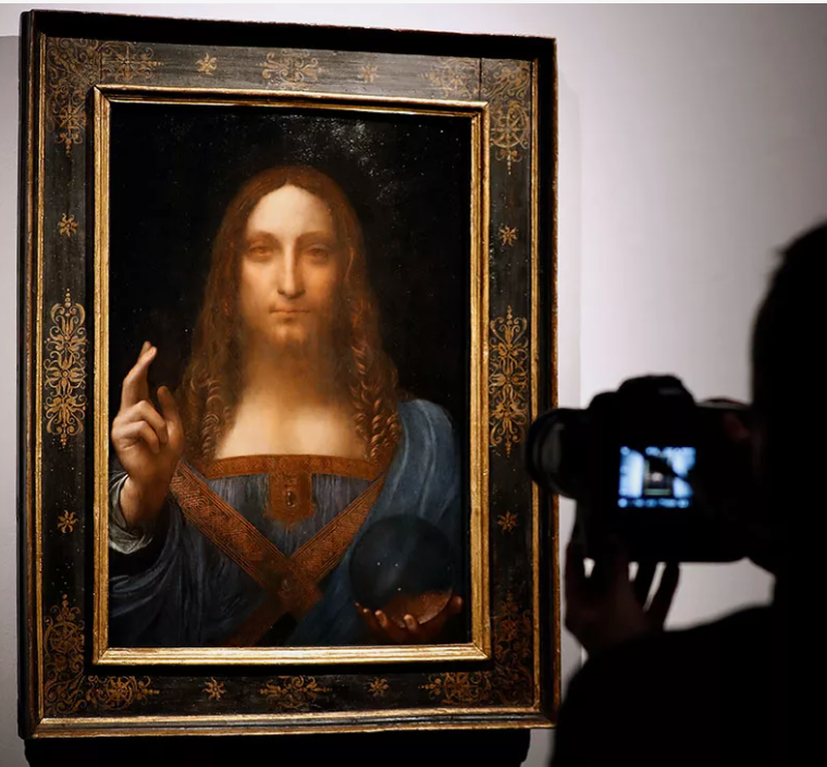 "Спаситель мира" на вытсавке в Лондоне - фото из открытых источников