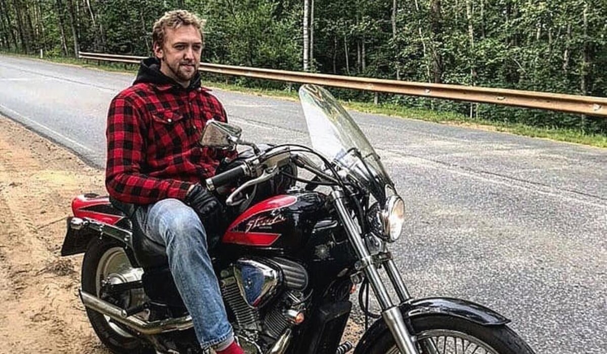     Появились подробности ДТП, в котором погибли экс-участник группы The Hatters и его жена