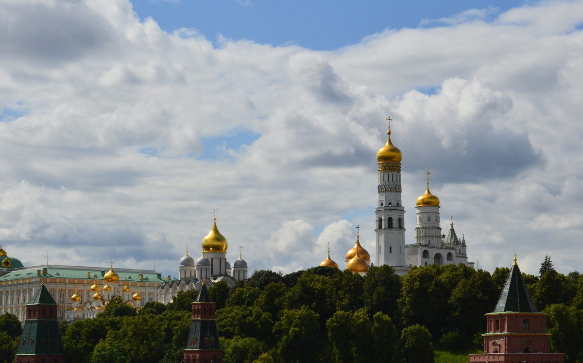 Колокольня Ивана Великого - самое высокое строение в Кремле. Наши дни. Фото автора