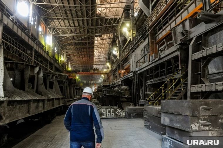  ФССП начала процесс взыскания 105 млрд рублей с экс-владельцев ЧЭМК  📷
