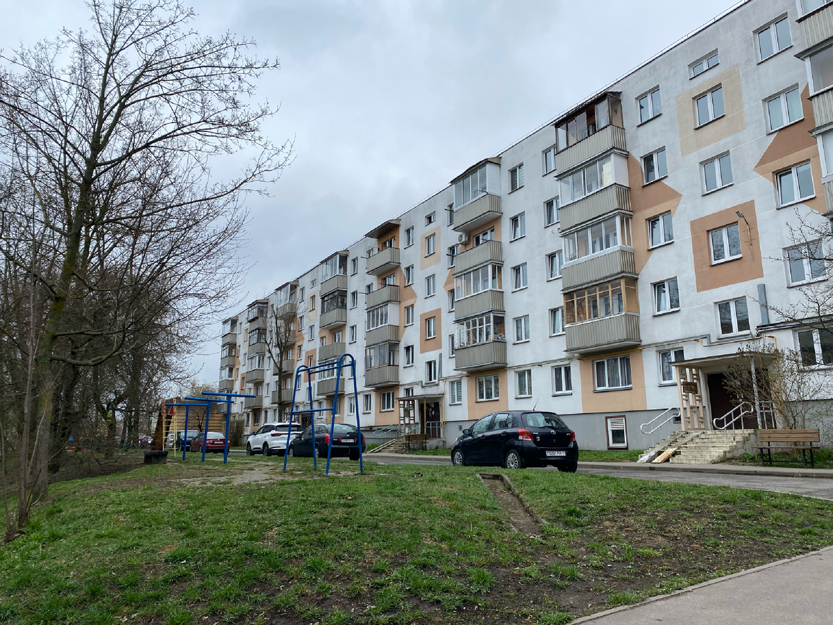 Типовая белорусская "Хрущевка" после капремонта.