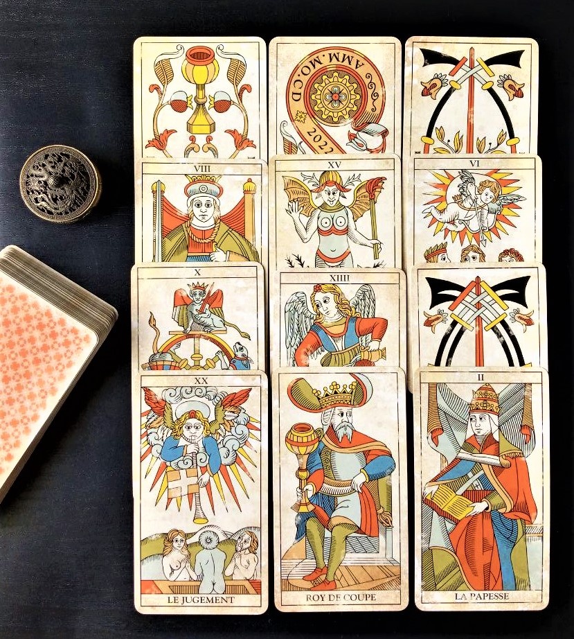 Ответ смотрим на колоде "Винтажное марсельское таро"