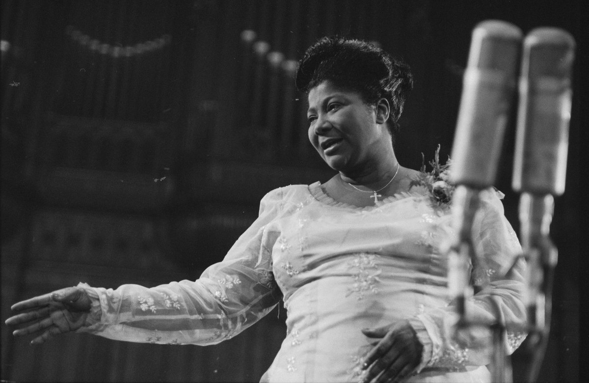 На фото – Mahalia Jackson на концерте в Цюрихе, 1961 год