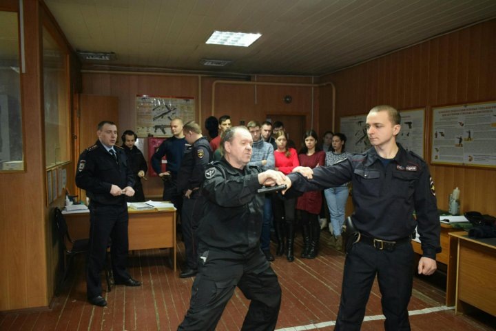 На улице, скорее всего, всё пойдёт по-другому... Фото из открытых источников.