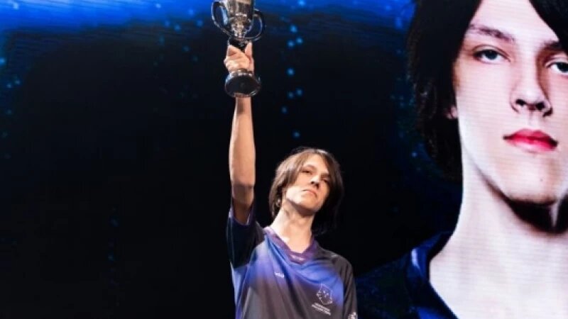     Киберспортсмен из Алтайского края стал двукратным чемпионом России по Tetris Федерация компьютерного спорта России