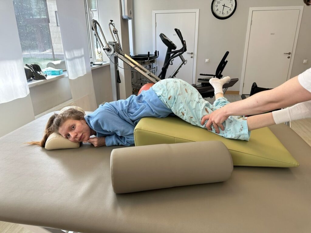 В реабилитационном центре