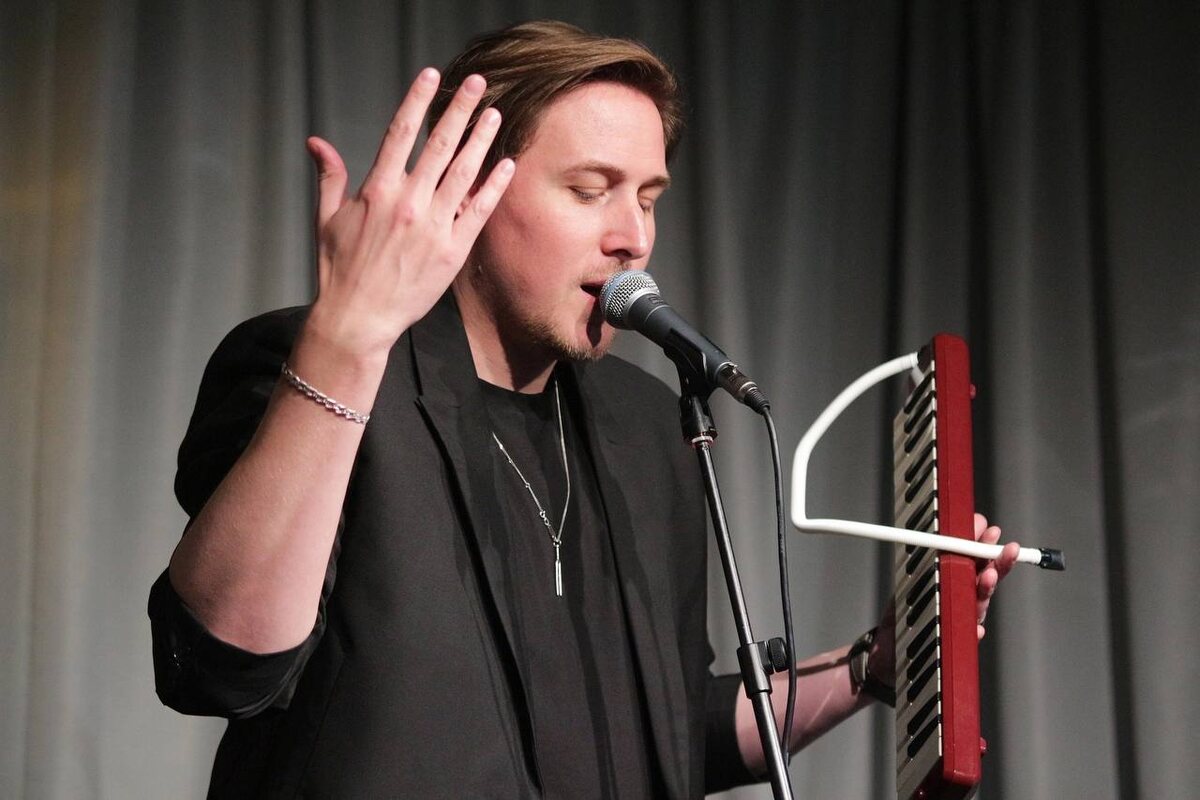 Сергей Архипов - наставник Музыкальной академии Ларисы Долиной