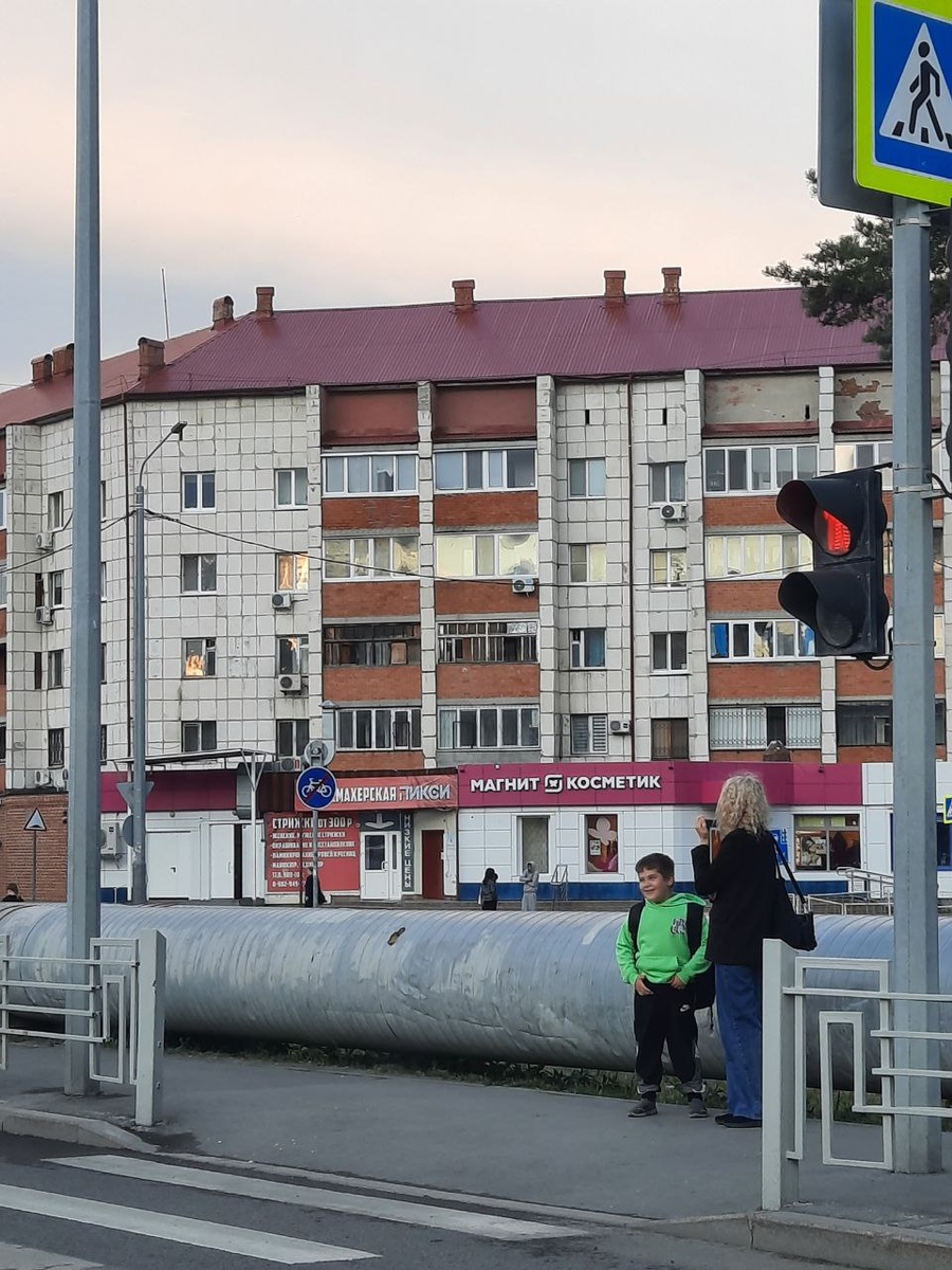 Через камеру цвета не передались, но в реальности всё оочень малиновое)