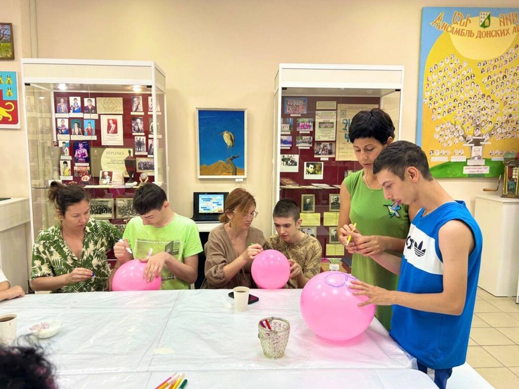 Листайте вправо, чтобы увидеть больше изображений