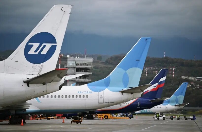     Самолеты в международном аэропорту Сочи. © РИА Новости. Артур Лебедев