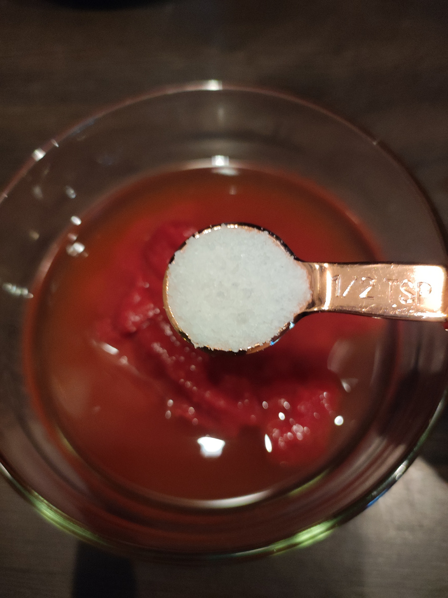 Добавляем 1 ч л соли