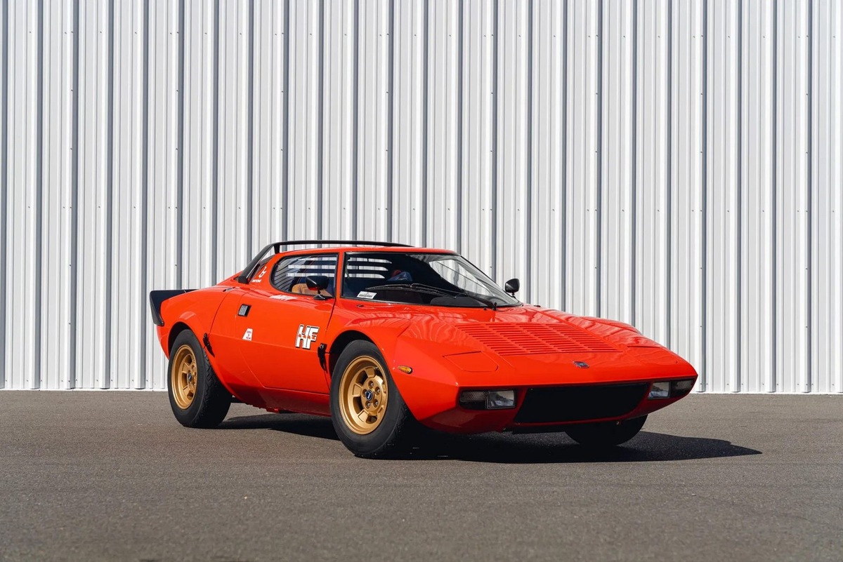    Его второе имя — легенда: редчайший спорткар Lancia