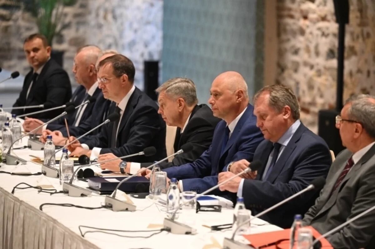    Карасин: РФ не планирует менять состав делегации на переговорах с Украиной