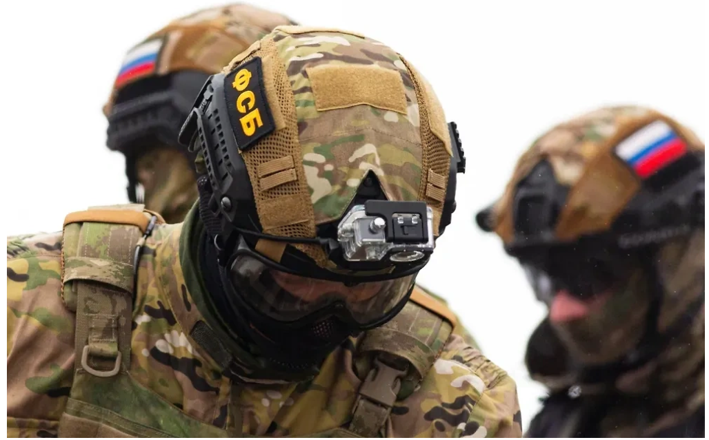    ФСБ в Петербурге и Рязани задержала агентов СБУ и военной разведки Украины