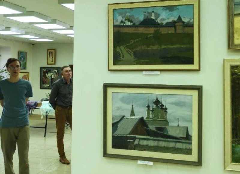 Листайте вправо, чтобы увидеть больше изображений