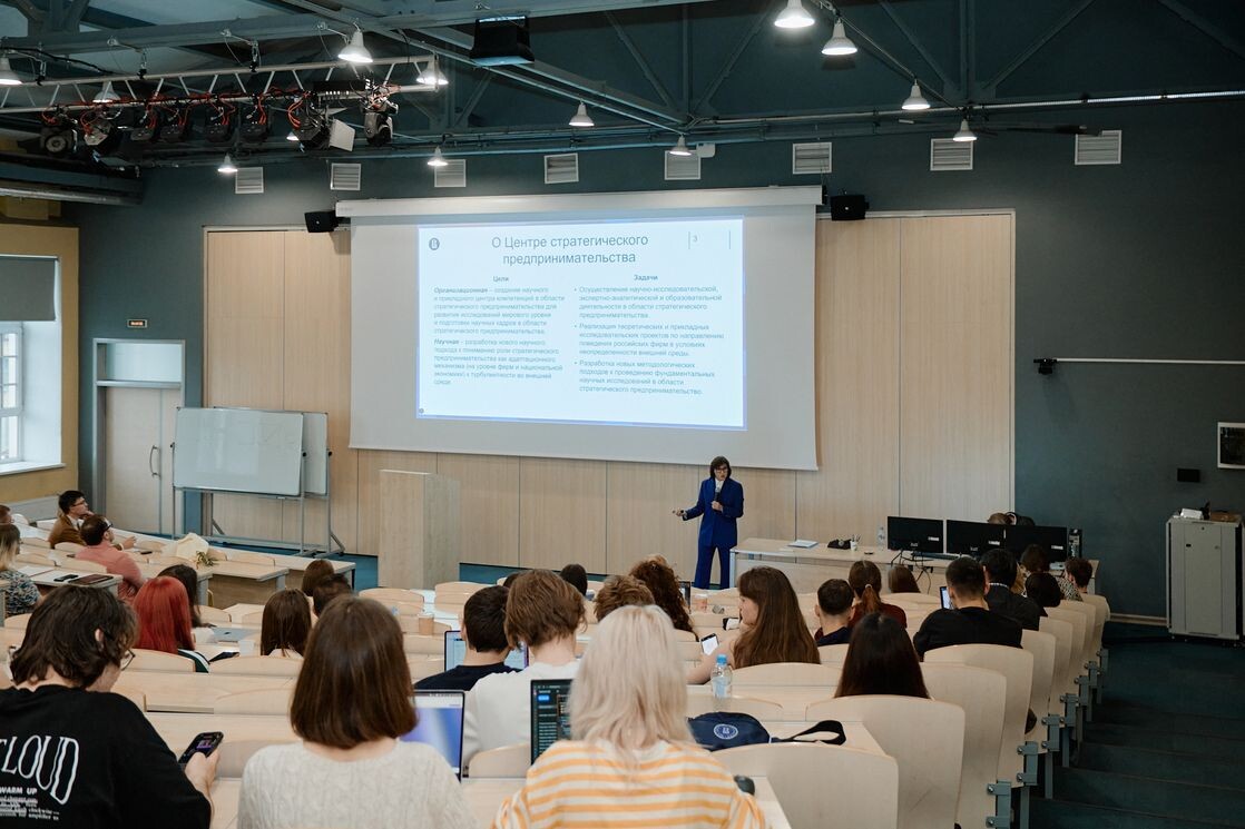 Пресс-служба НИУ ВШЭ — Санкт-Петербург