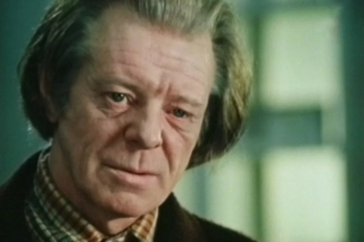    Глеб Стриженов.