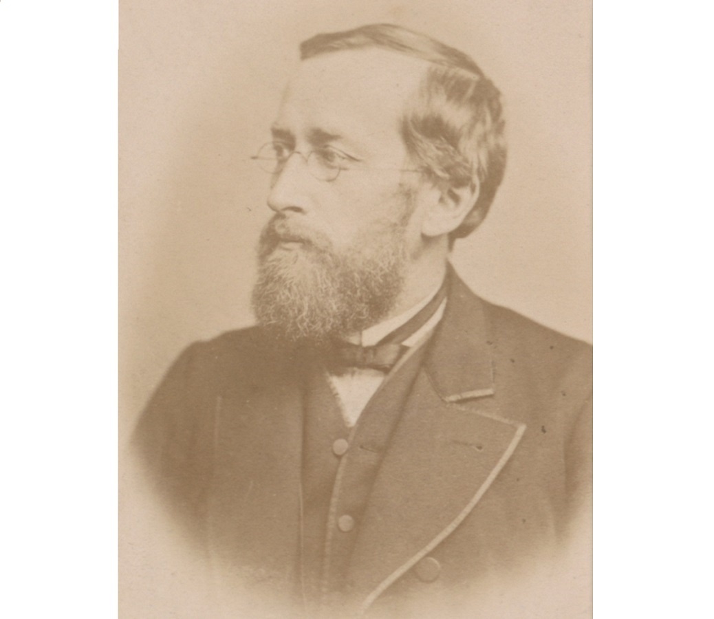 12 января 1938 - Немецкий археолог Вильгельм Кениг при раскопках под Багдадом обнаруживает предмет, который оказывается древнейшей батареей из гальванических элементов.