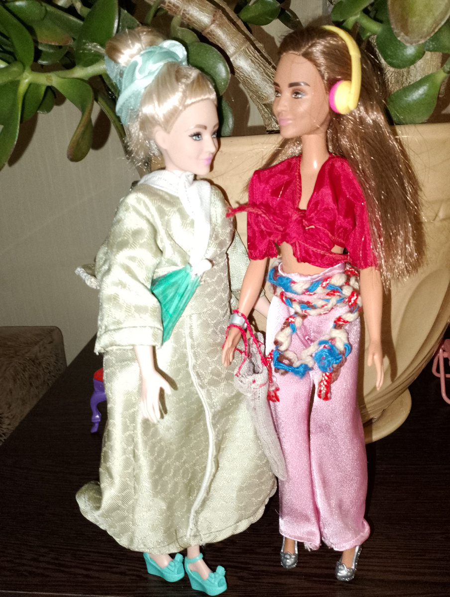 Марта и Эстер. 