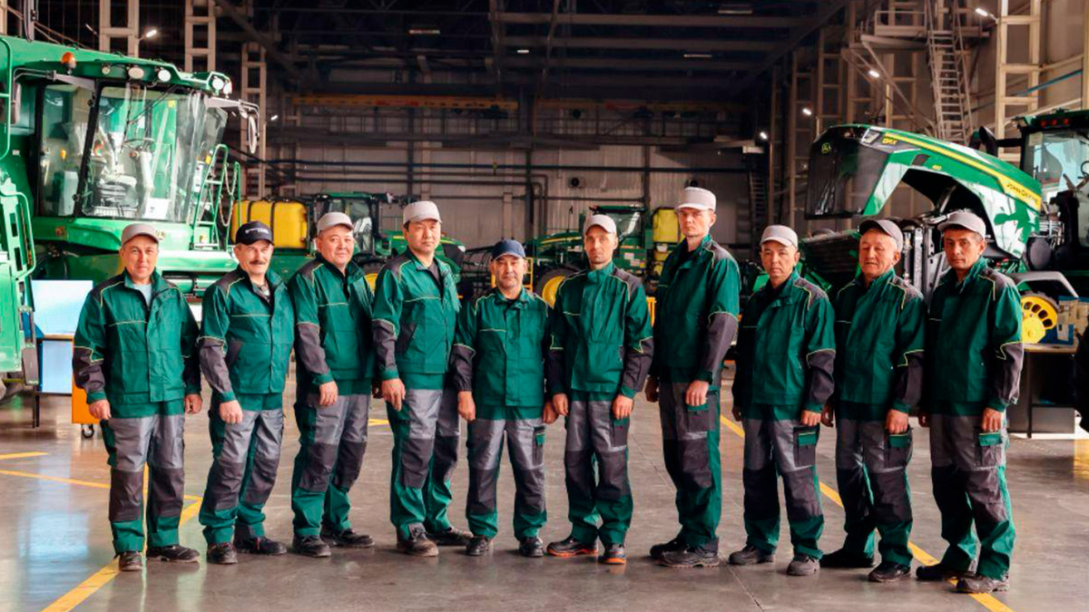 Запуск производства самоходной, прицепной и навесной техники американской компании John Deere на базе Локализационного центра в Костанае  📷
