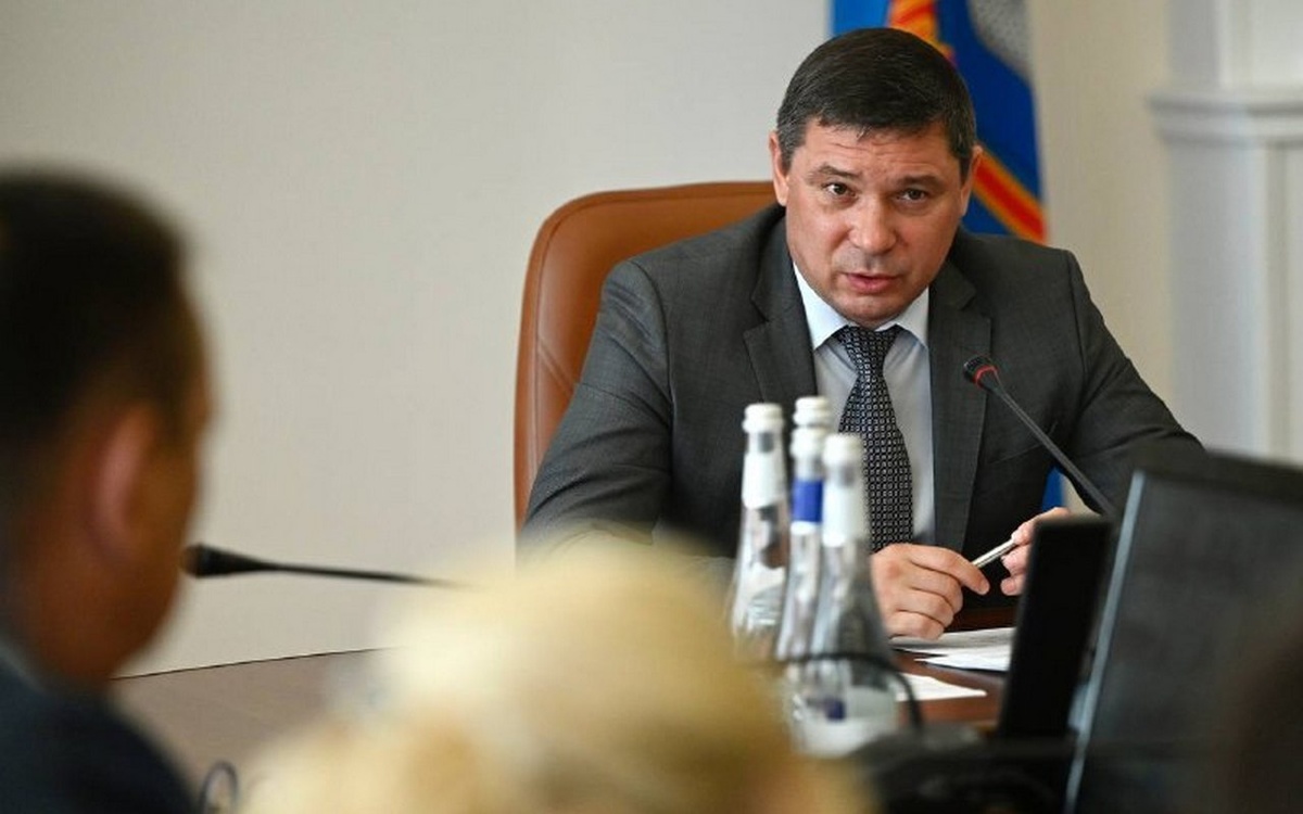    Жители Тамбовской области уезжают из региона из-за низких зарплат — Первышов Фото Первышова с сайта правительства Тамбовской области