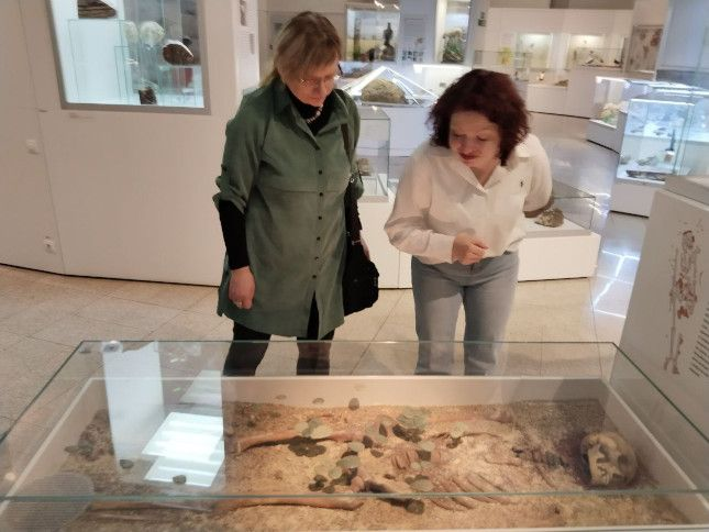 Останки «Синташтинской незнакомки» в экспозиции Исторического музея Южного Урала. Фото: Евгений Аникиенко, "Южноуральская панорама"