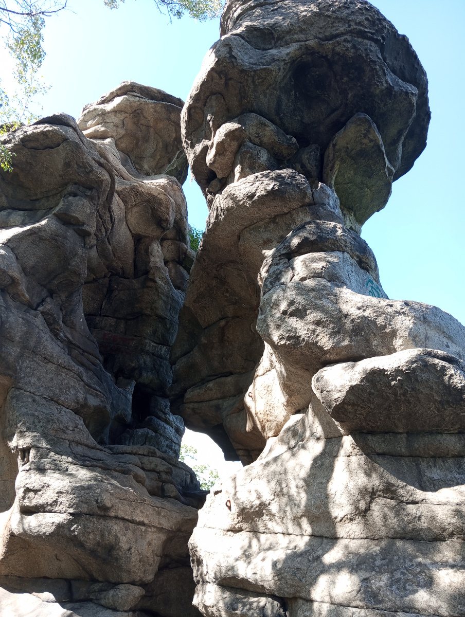 Скалы Гронского