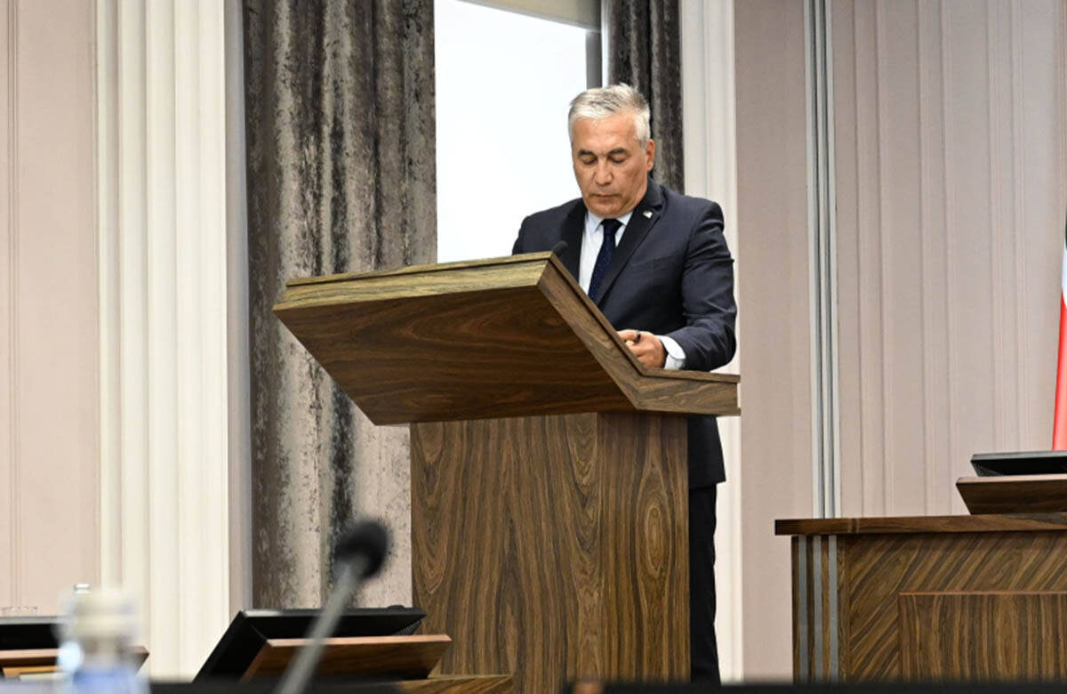 Искандер Гиниятуллин: «Общая протяженность замены сетей отопления и горячего водоснабжения в этом году составляет 31,6 км»Фото: kzn.ru