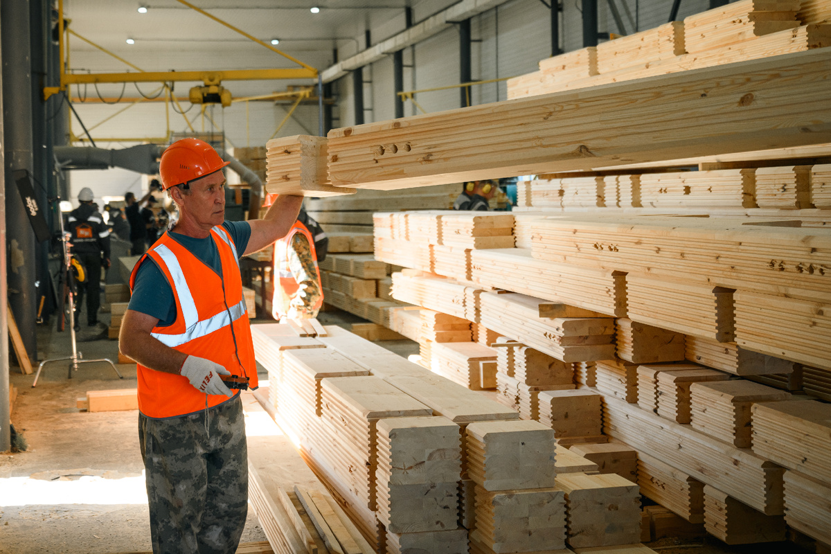 Готовый профилированный клеёный брус