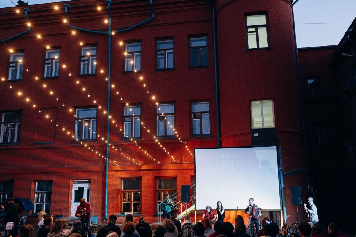         Источник: vk.com/kinodvorik_dk