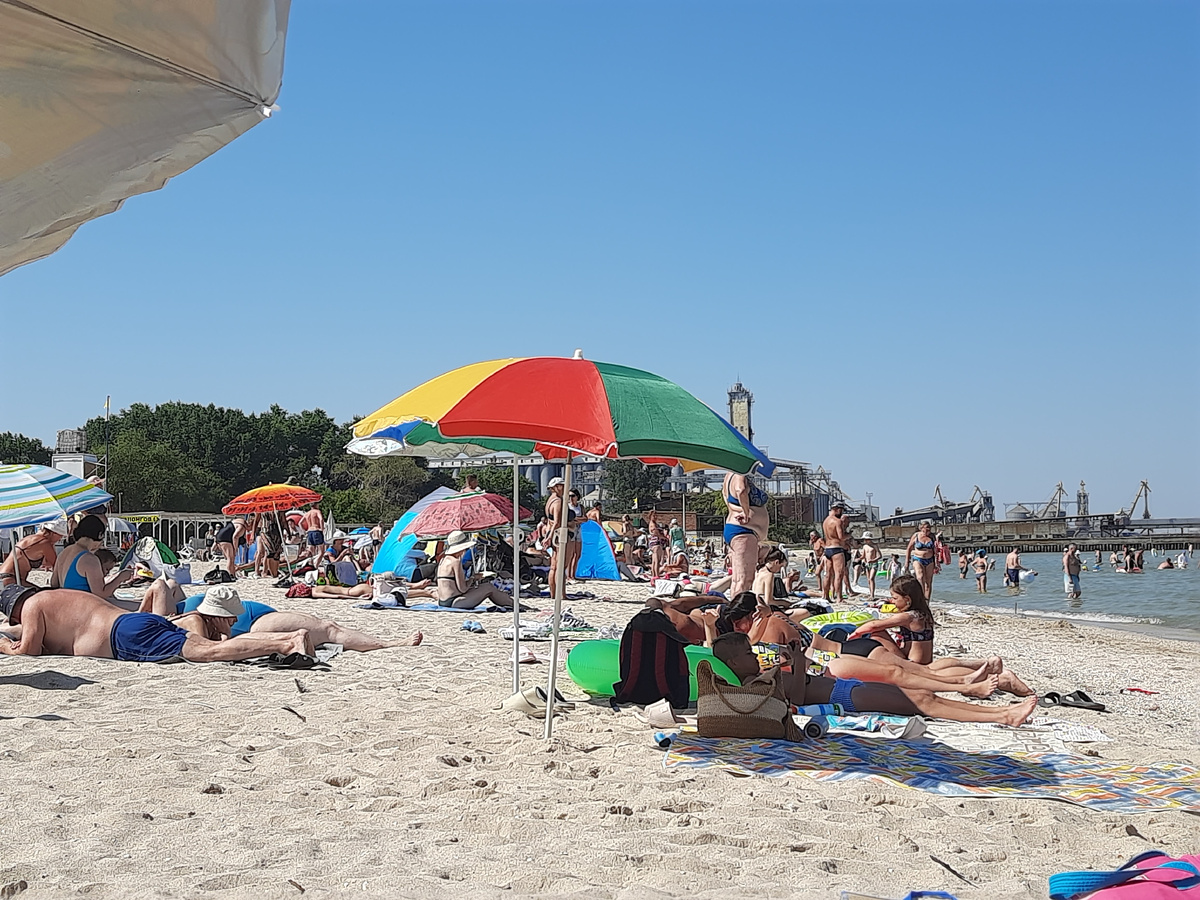 Центральный пляж в Ейске