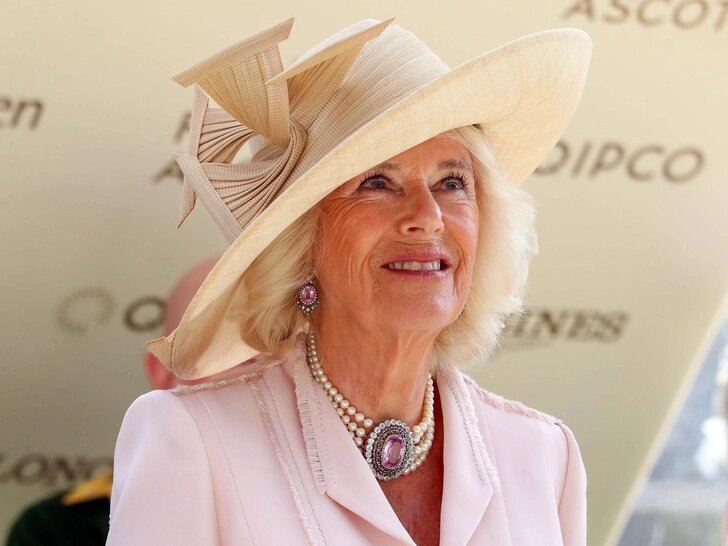 Королева Камилла