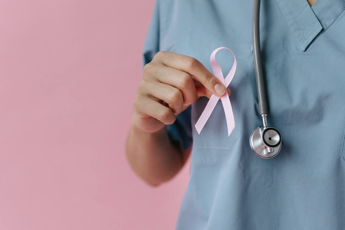 Елена Фёдоровна Сатирова – жизнерадостный онколог 