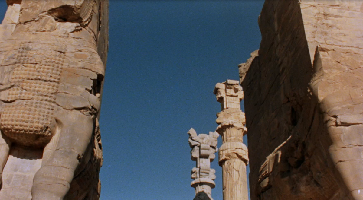 Рядом с отелем