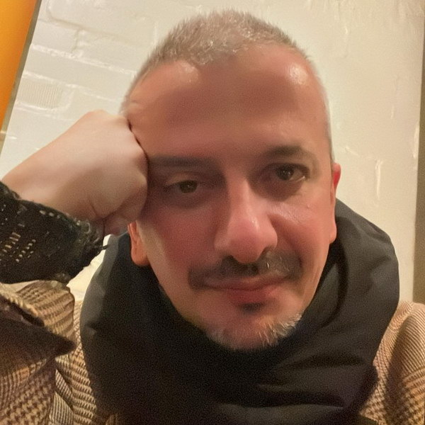     Константин Богомолов получил звание к юбилею