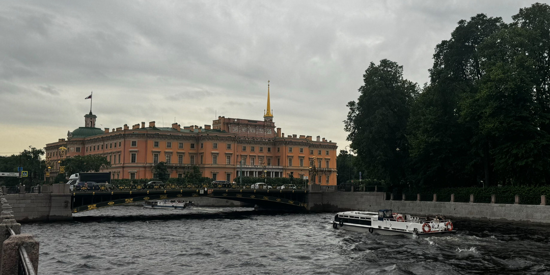 Прогулка от Чернышевской до Невского: маршрут для тех, кто ищет спокойный Петербург